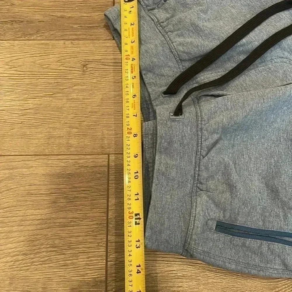 Lululemon women  blue track/Joggers Pant US 6(W26L26),not new but cute style - Picture 4 of 10